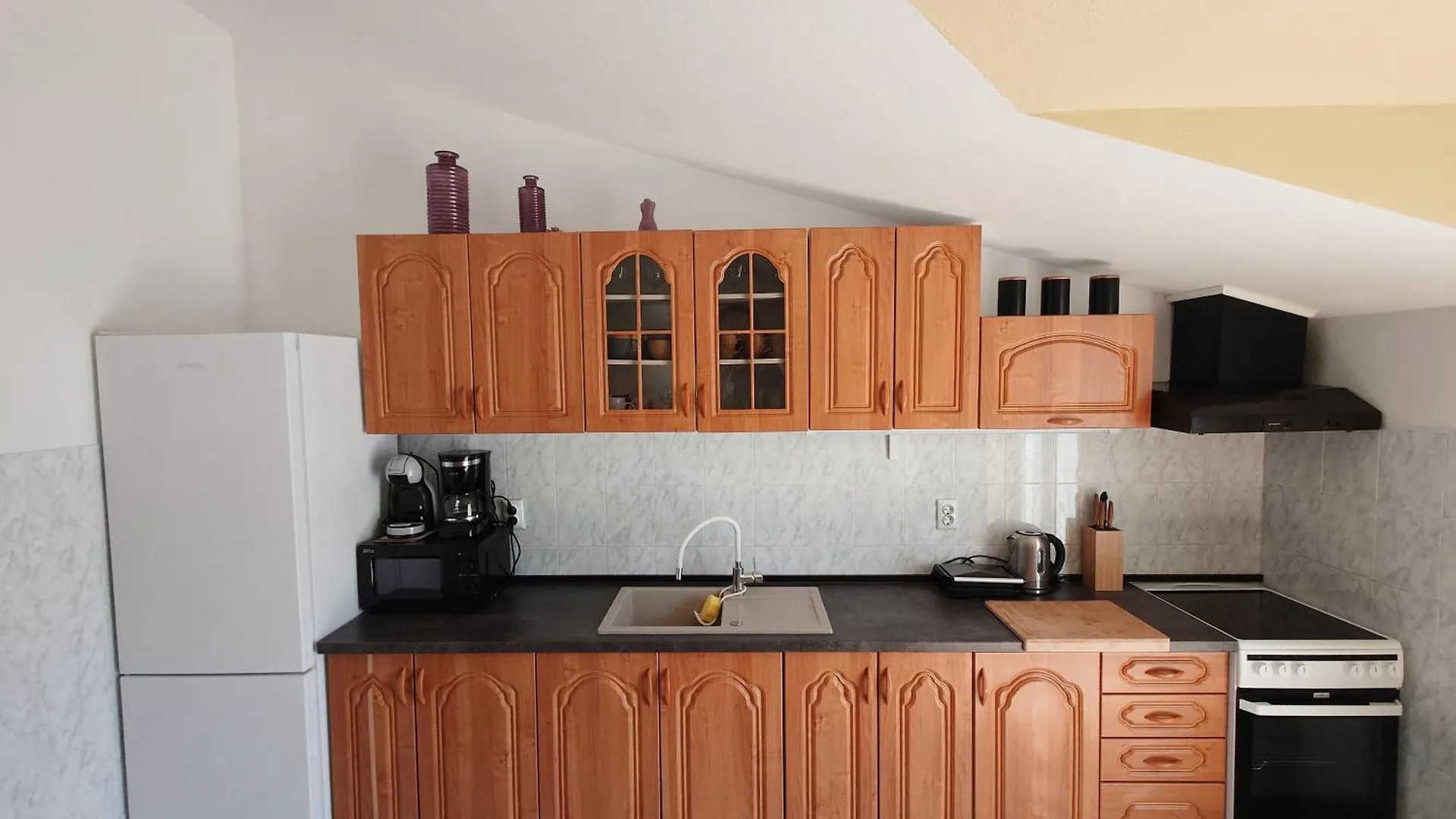 Vikeli Apartment Trogir
